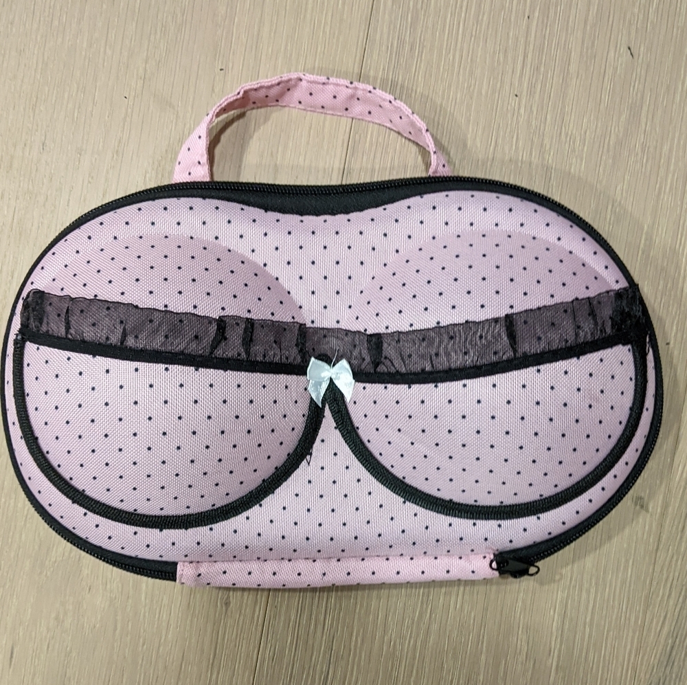 Lingerie travel case
